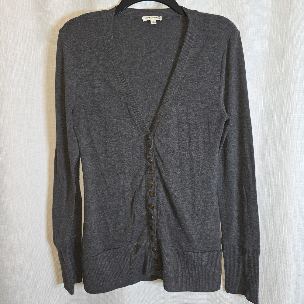 Zenana Outfitters Cardigan L Top Shirt V Neck 13 Brass Tone Snaps Long Sleeves